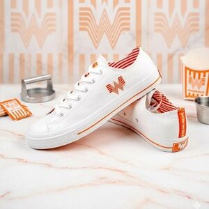 Whataburger White Canvas Sneaker Men’s Size 5/Women’s Size 7.5 US shoes white